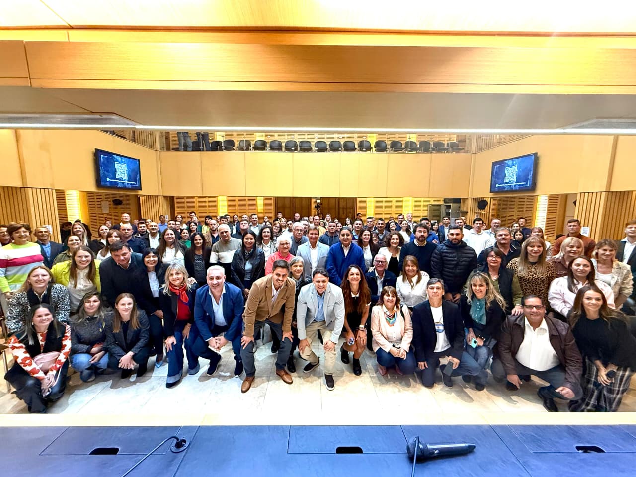 Misiones reunió a concejales y diputados para ordenar una agenda legislativa común