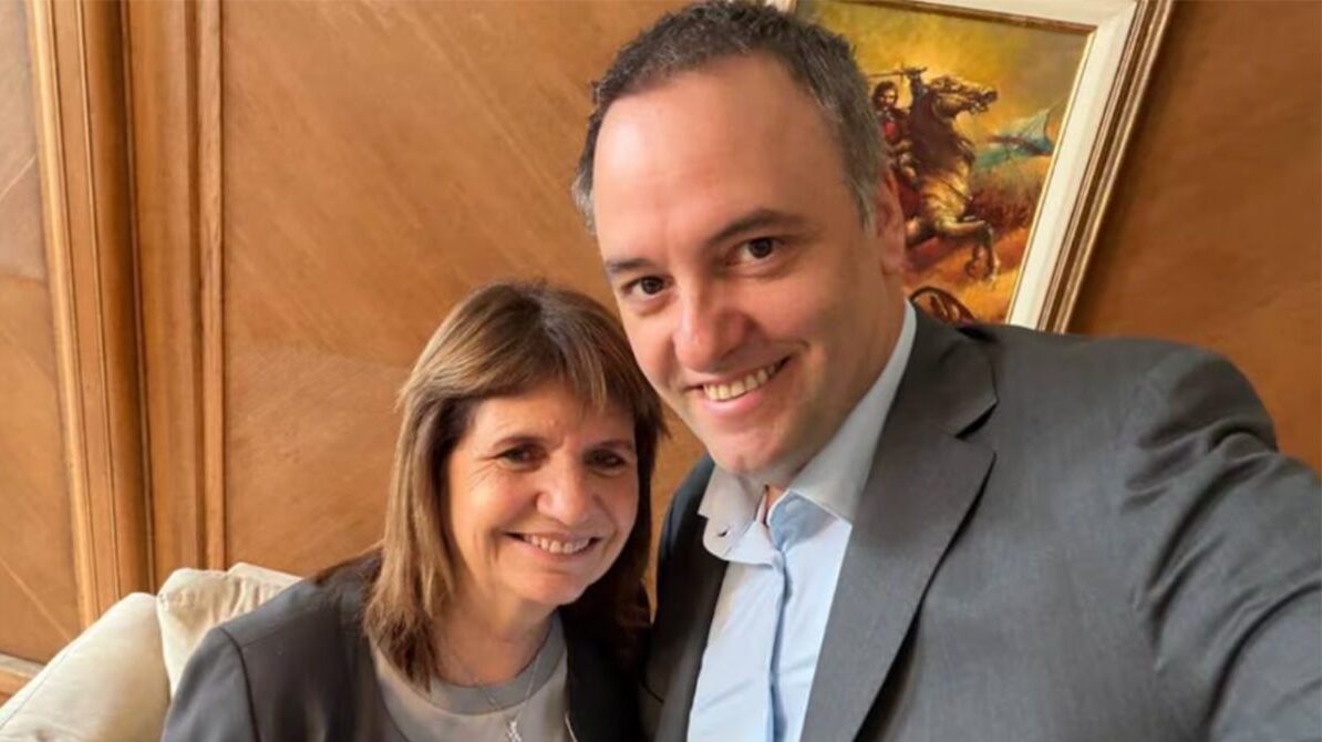 Bullrich presentó su declaración jurada y aumentó la presión sobre Adorni en plena crisis libertaria
