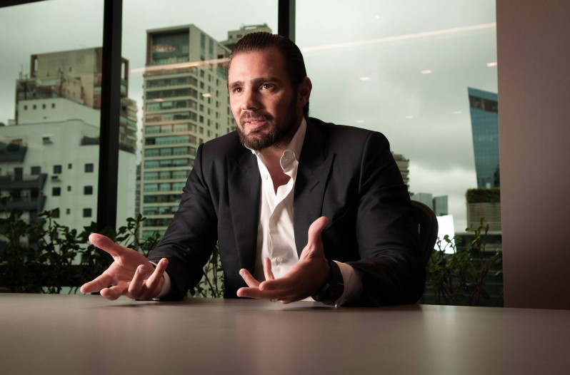 Brasil: crece la preocupación en el entorno de Bolsonaro por la posible confesión del banquero Daniel Vorcaro