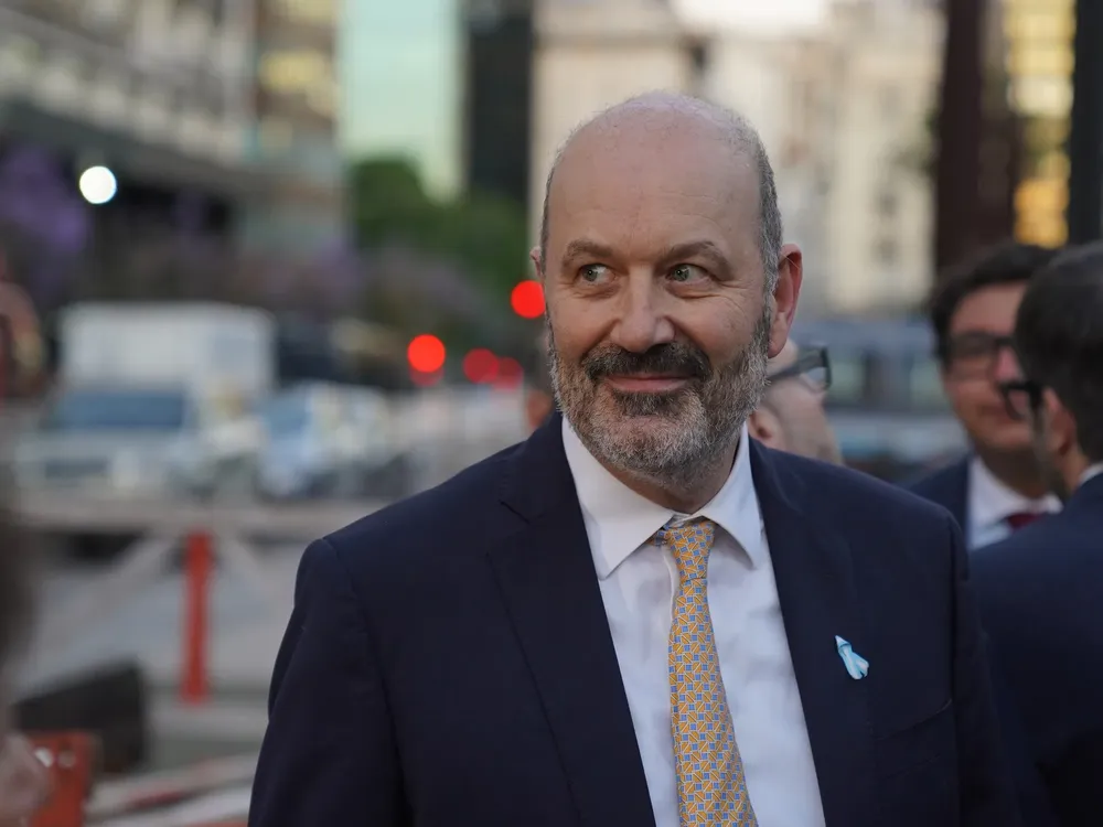 El Gobierno impulsa la ley Hojarasca en el Senado y posterga el debate sobre Ficha Limpia
