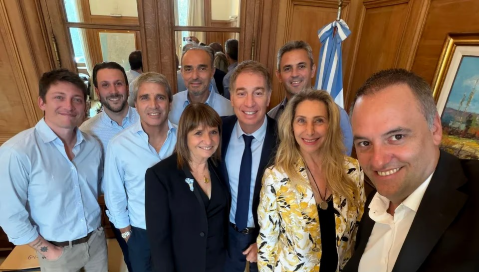 La mesa política del Gobierno volvió a reunirse en medio de tensiones internas
