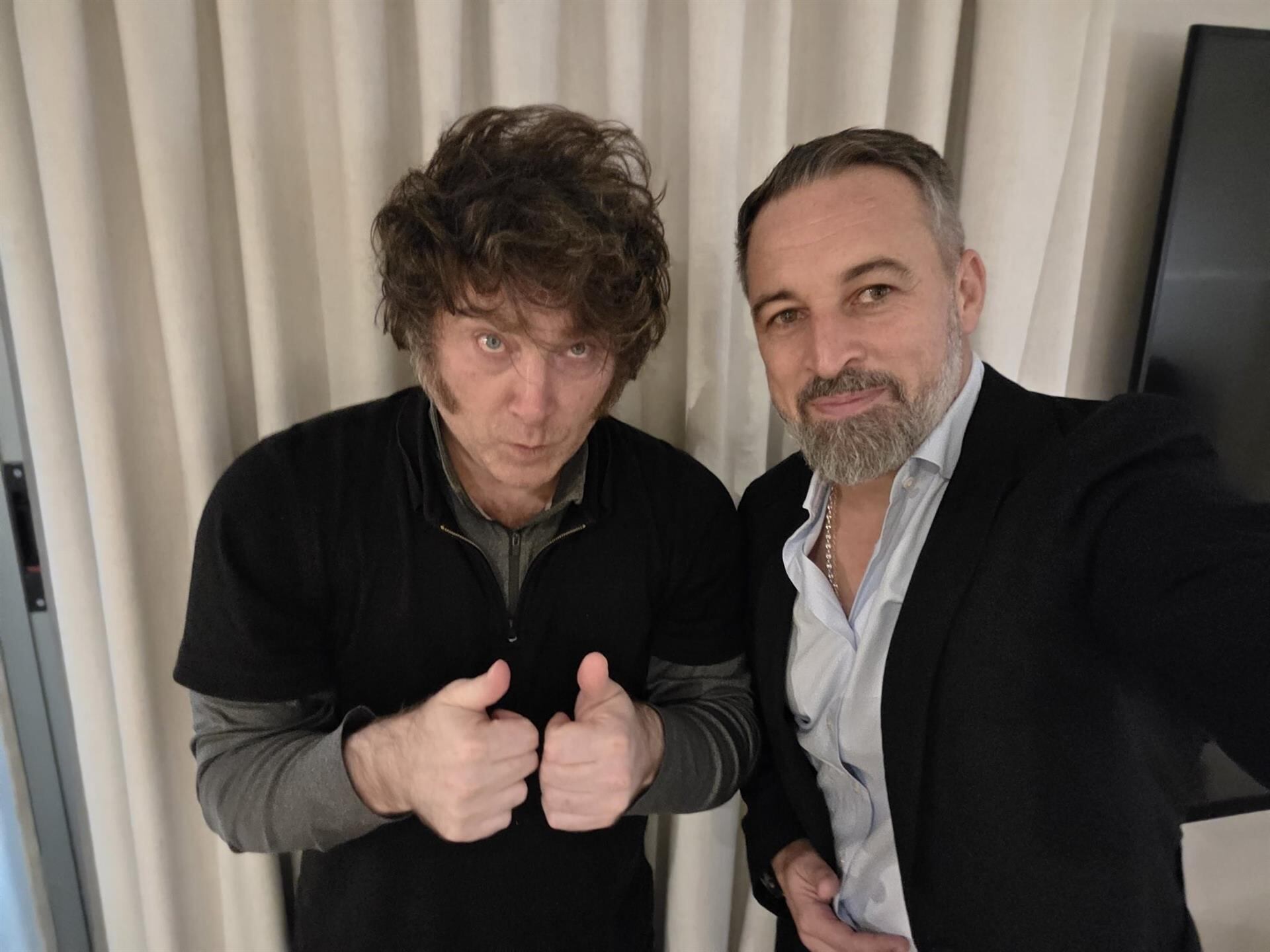 Javier Milei llegó a Madrid y se reunió con Santiago Abascal antes de iniciar su agenda en España