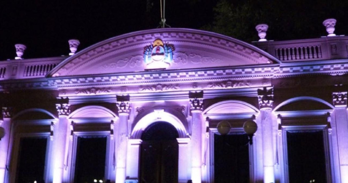 Tras eliminar 3 ministerios, Misiones presentó un presupuesto 2027 con el 63% destinado a inversión social