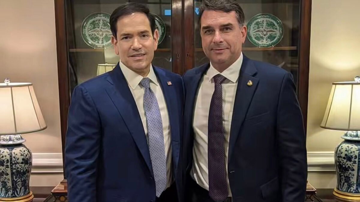 Un aliado de Trump confirmó que Flávio Bolsonaro ya se encuentra en Estados Unidos y que Marco Rubio organizó su salida