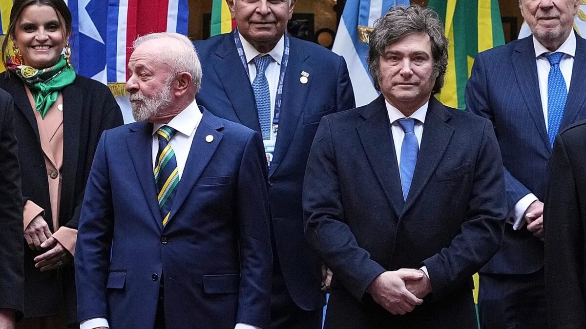 Milei quedó solo en Sudamérica: es el único presidente que no felicitó a Lula