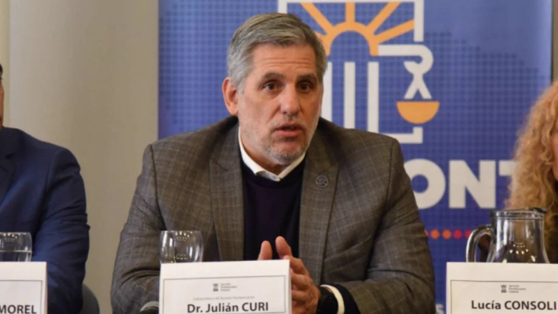 Renunció Julián Curi al Ministerio de Seguridad tras un apercibimiento judicial